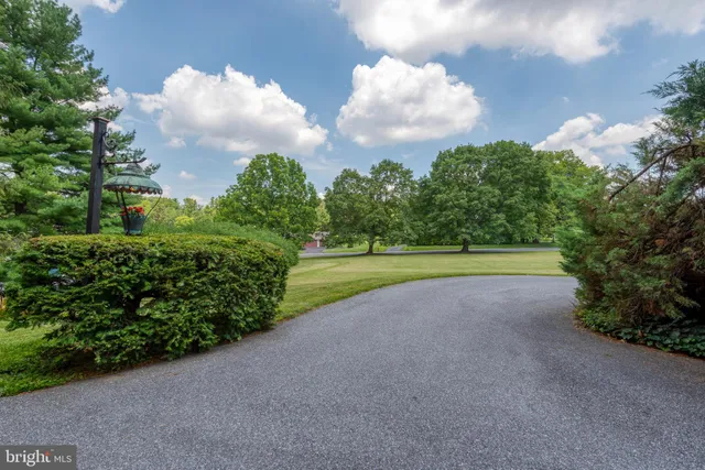 $925,000 | 2005 Millersville Pike, Lancaster, PA 17603