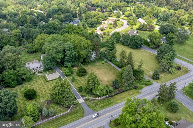 $925,000 | 2005 Millersville Pike, Lancaster, PA 17603