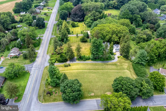 $925,000 | 2005 Millersville Pike, Lancaster, PA 17603