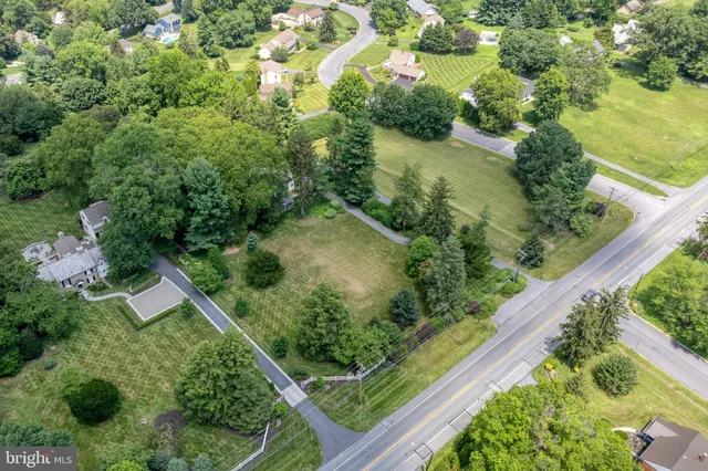 $925,000 | 2005 Millersville Pike, Lancaster, PA 17603