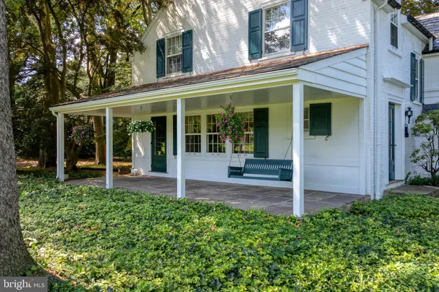 $925,000 | 2005 Millersville Pike, Lancaster, PA 17603