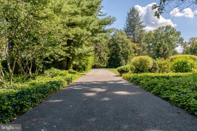 $925,000 | 2005 Millersville Pike, Lancaster, PA 17603