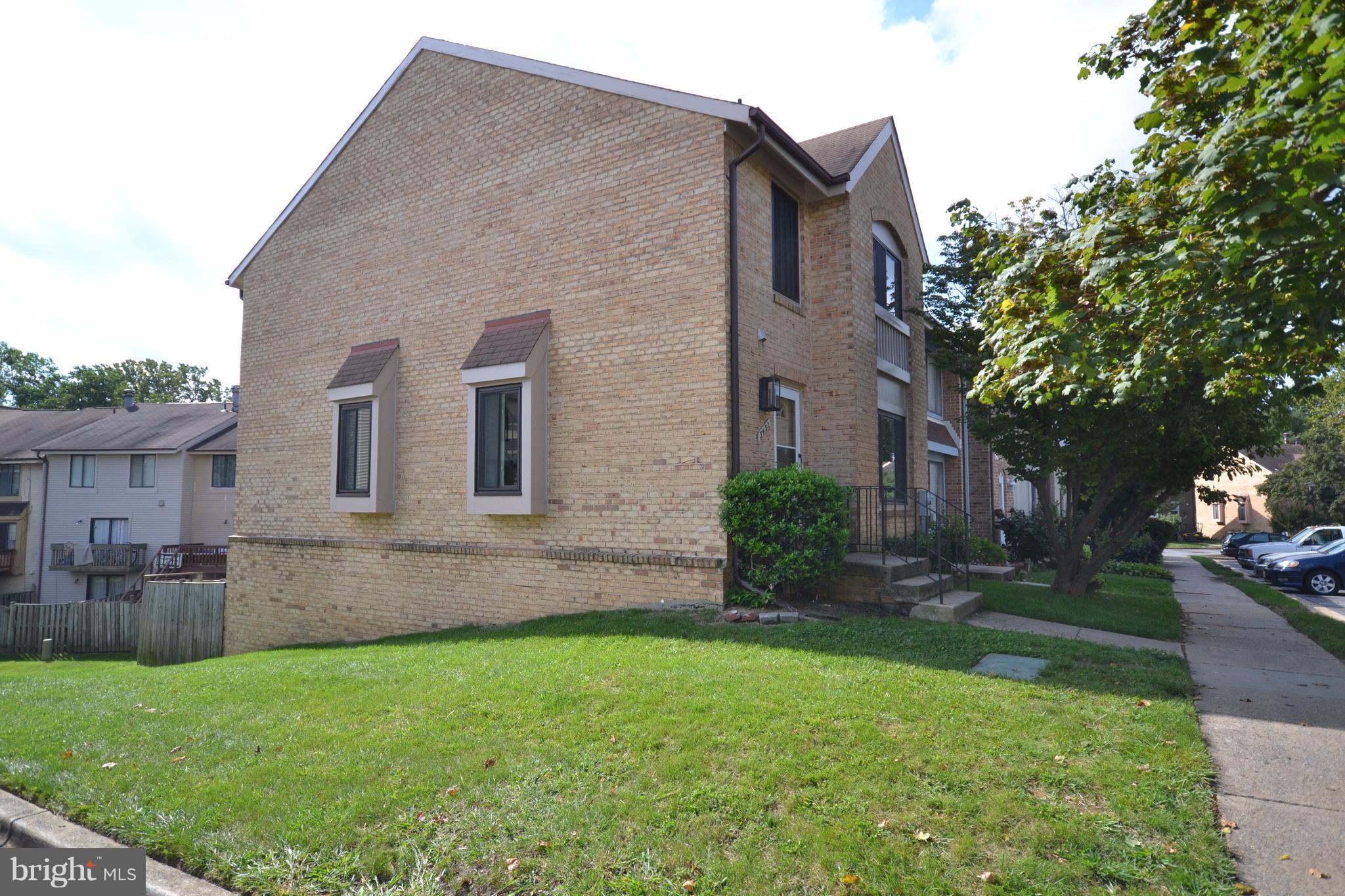 3432 Castle Way, Unit 950 Silver Spring, MD 20904 - Photo 2 of 22 Exterior (Front)