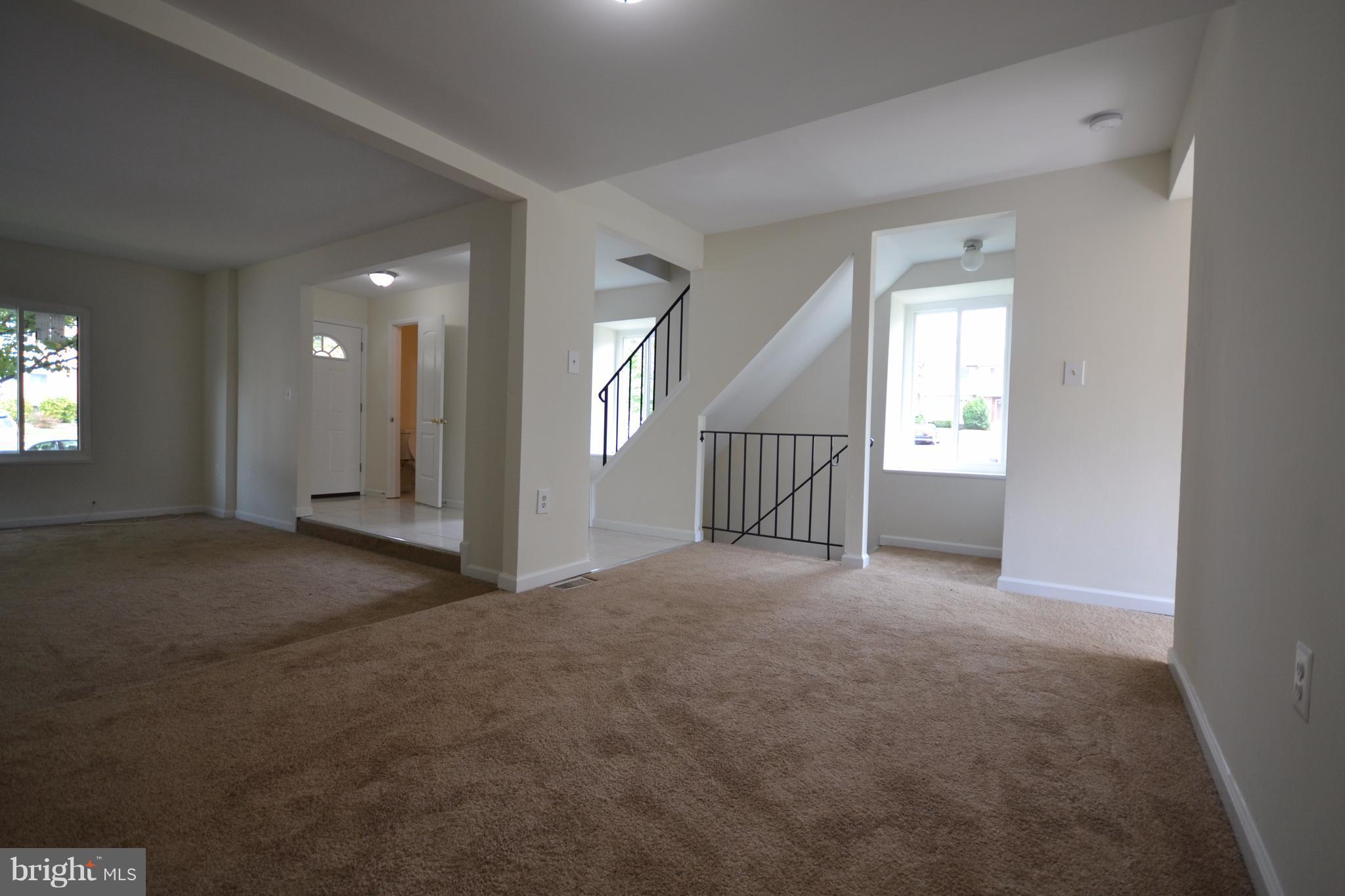 3432 Castle Way, Unit 950 Silver Spring, MD 20904 - Photo 11 of 22 Dining Room