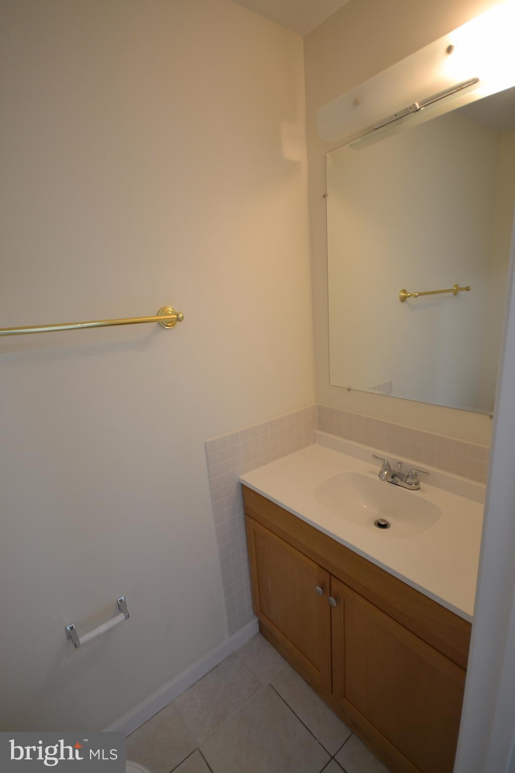 3432 Castle Way, Unit 950 Silver Spring, MD 20904 - Photo 9 of 22 Bath