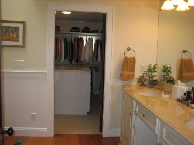 1945 Waltham Road Columbus, OH 43212 - Photo 10 of 18