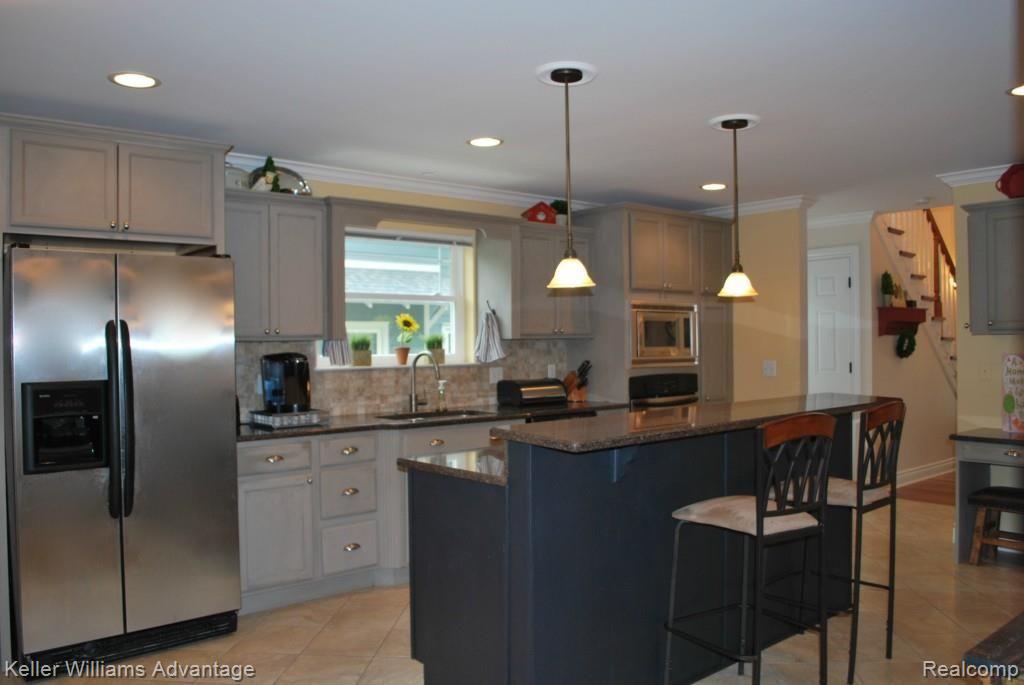 105 Base Line Road Northville, MI 48167 - Photo 20 of 34 DSC_0004.jpg