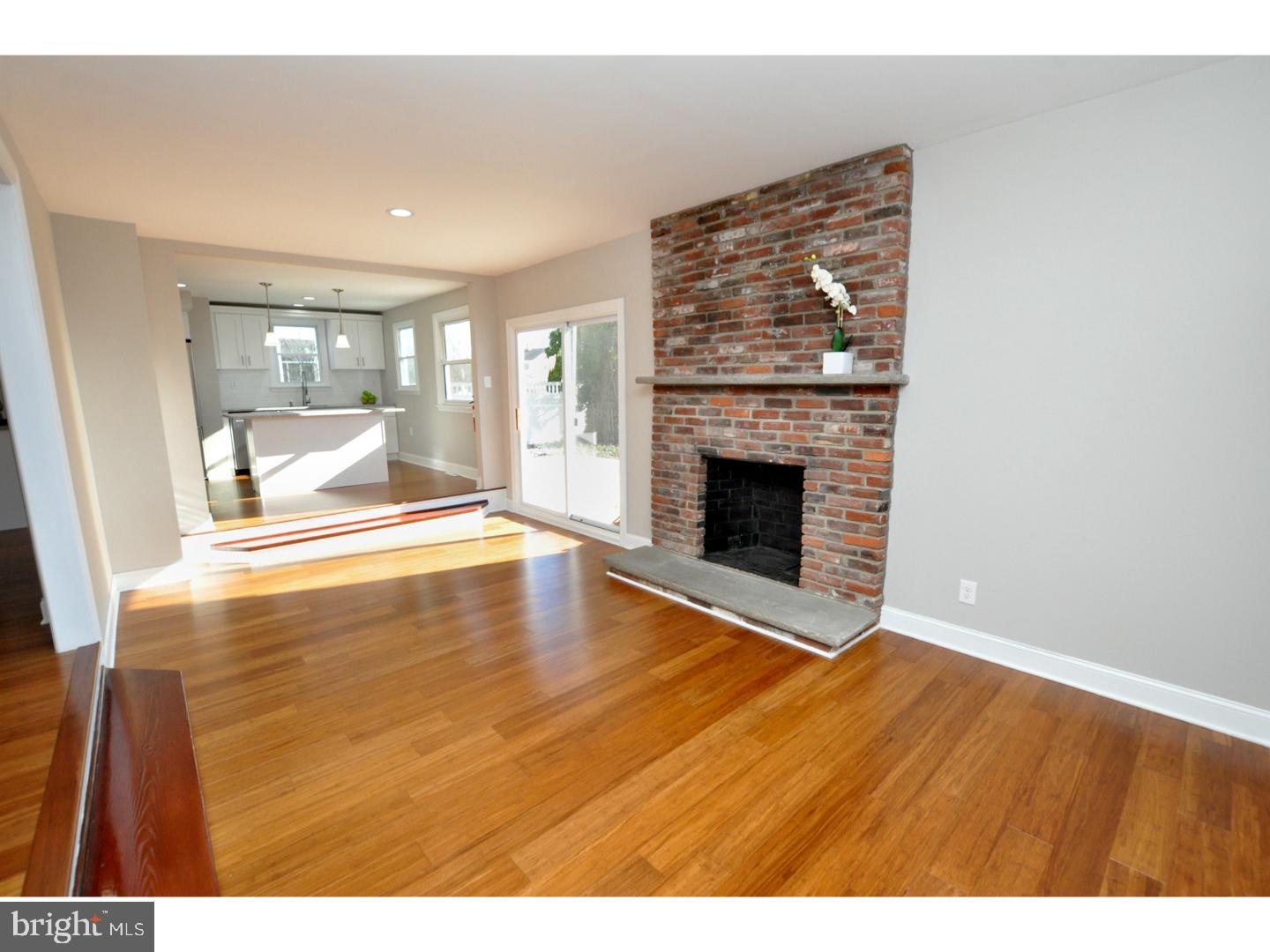 113 Pelham Road South Voorhees, NJ 08043 - Photo 10 of 21 Family Room
