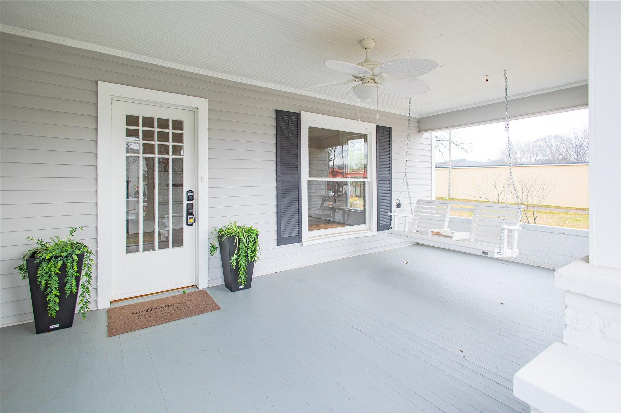 129 Warren Avenue Selmer, TN 38375 - Photo 9 of 28 a view of an empty room with a window
