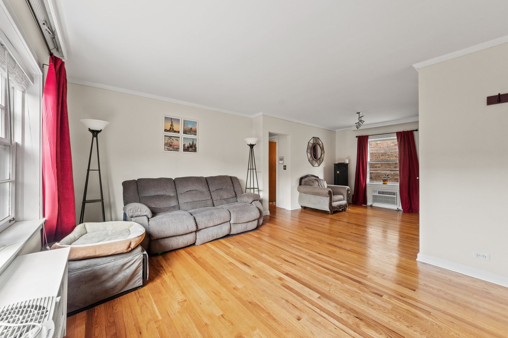1408 Central Street, Unit 3N Evanston, IL 60201 - Photo 3 of 17 a living room with furniture and a couch