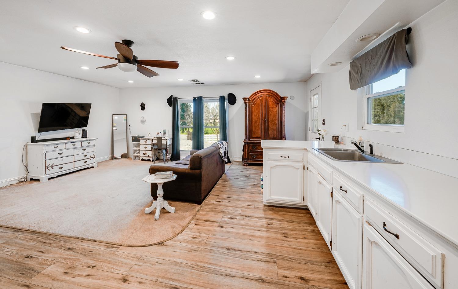 15249 Mark Road Madera, CA 93636 - Photo 24 of 55