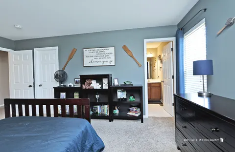 $525,000 | 60 West Arden Lane, Round Lake, IL 60073