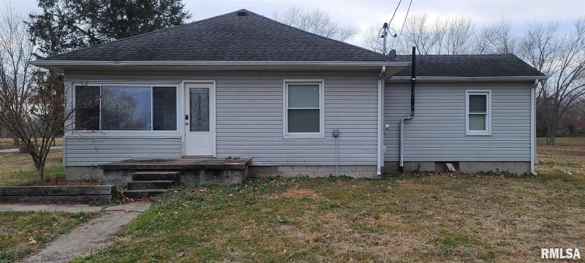 8649 Lincoln Road Benton, IL 62812 - Photo 1 of 27 Gallery Image 1