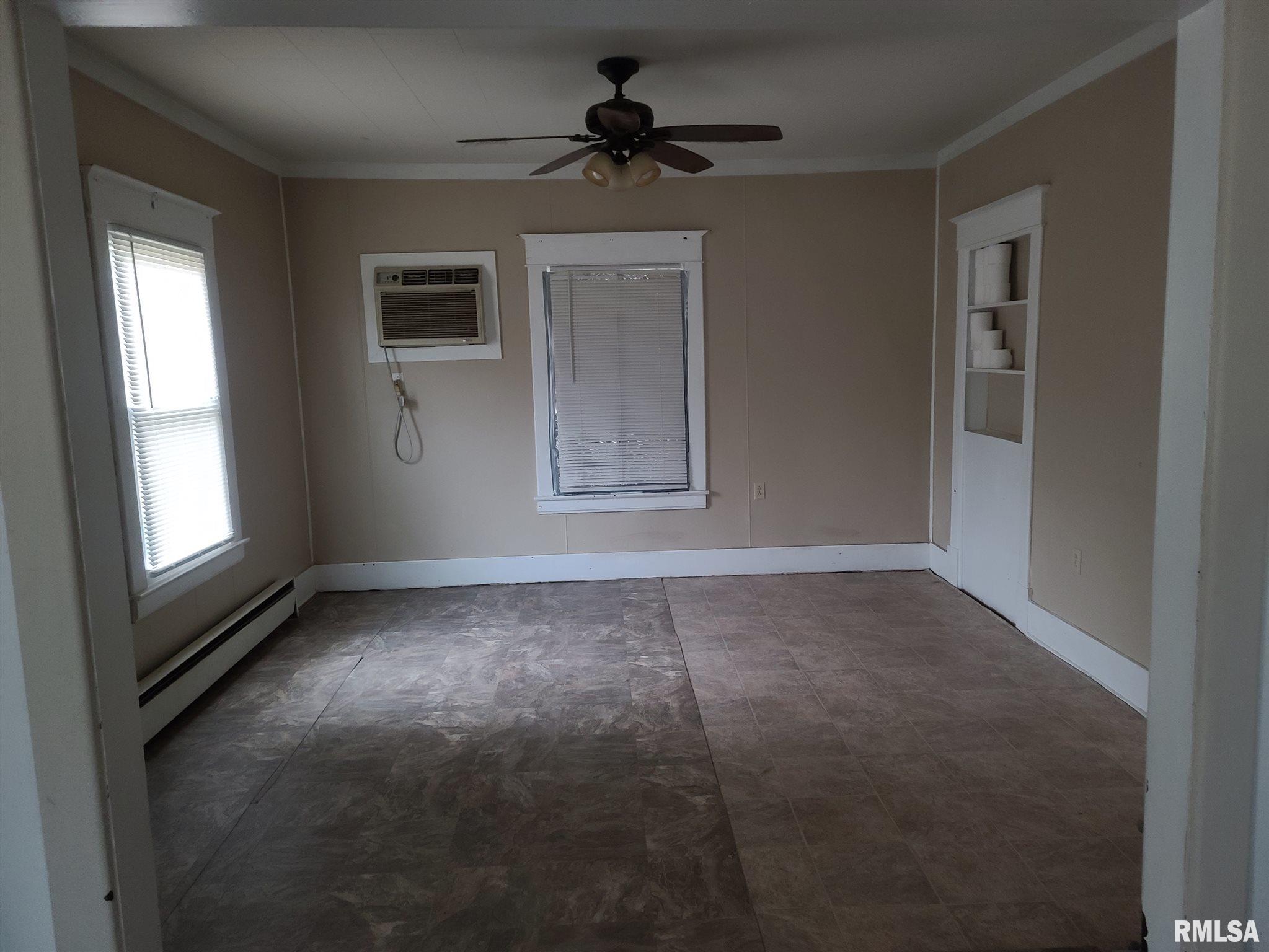 8649 Lincoln Road Benton, IL 62812 - Photo 14 of 27 Gallery Image 14
