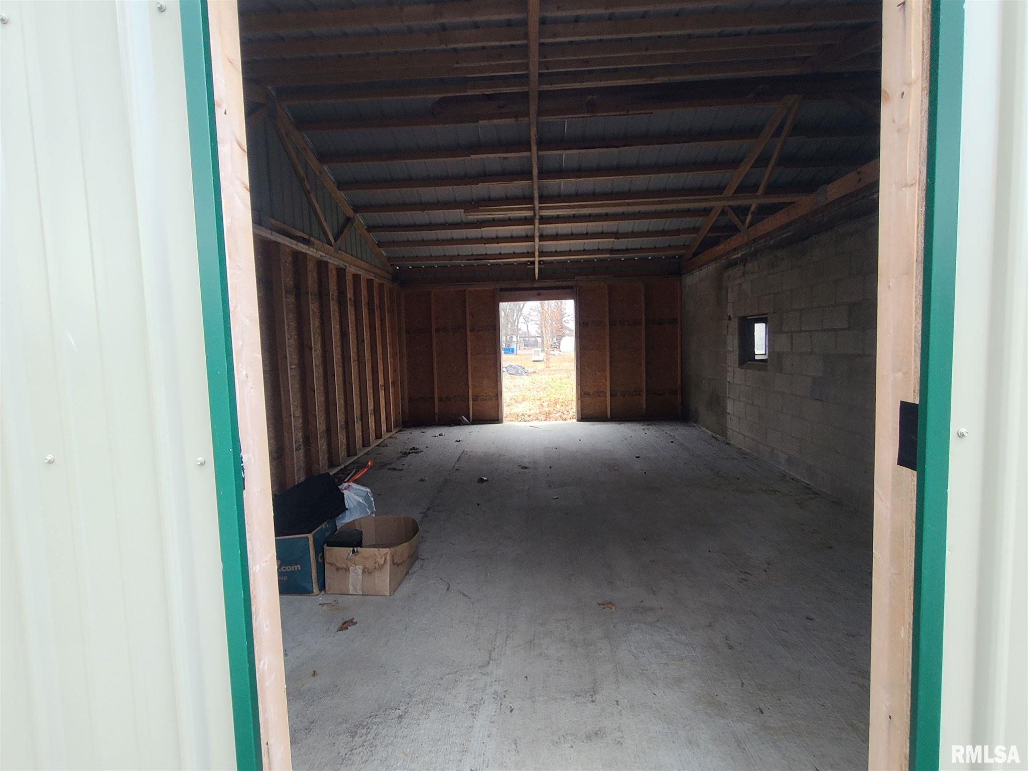 8649 Lincoln Road Benton, IL 62812 - Photo 25 of 27 Gallery Image 25