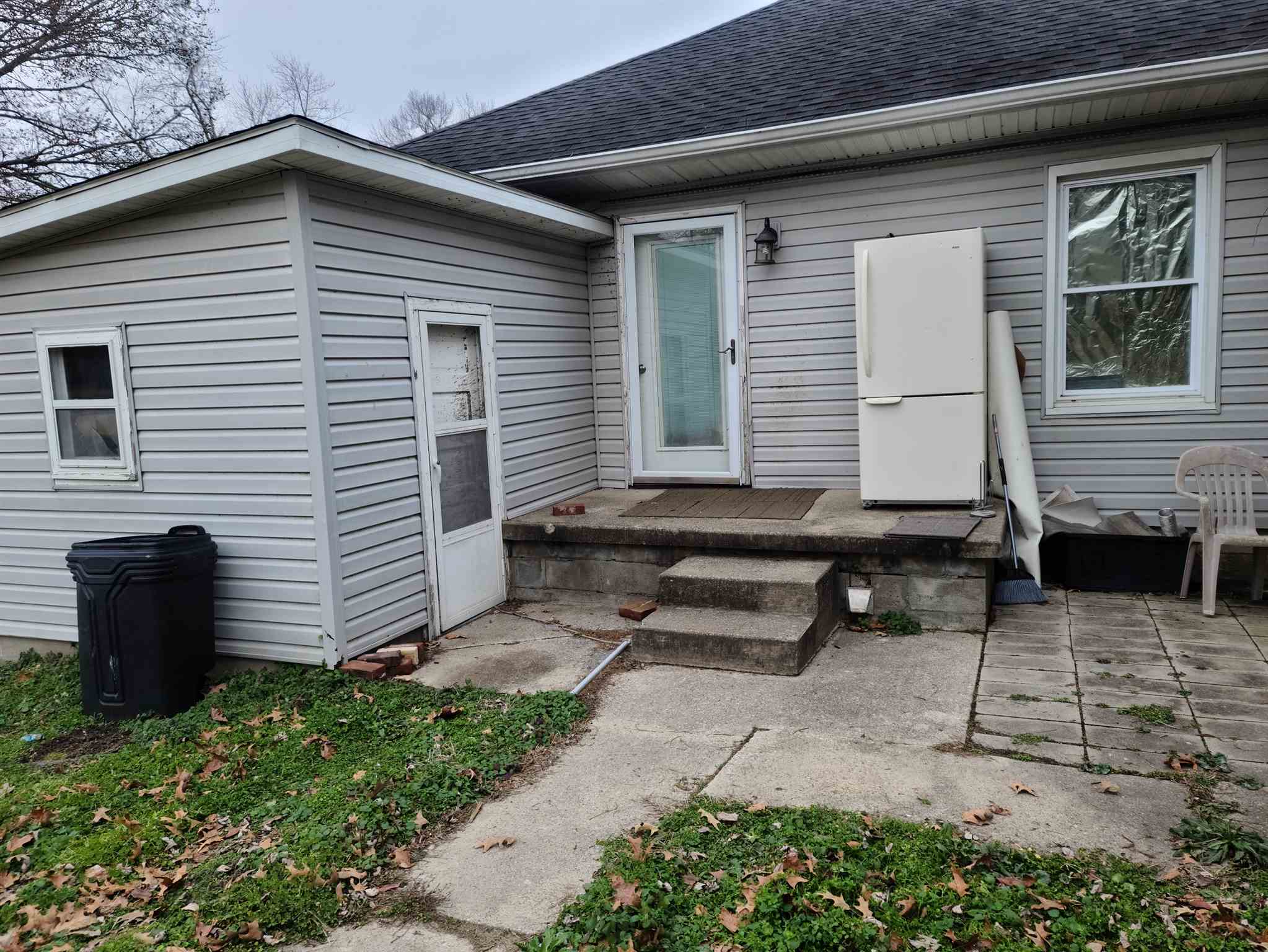 8649 Lincoln Road Benton, IL 62812 - Photo 7 of 27 Gallery Image 7