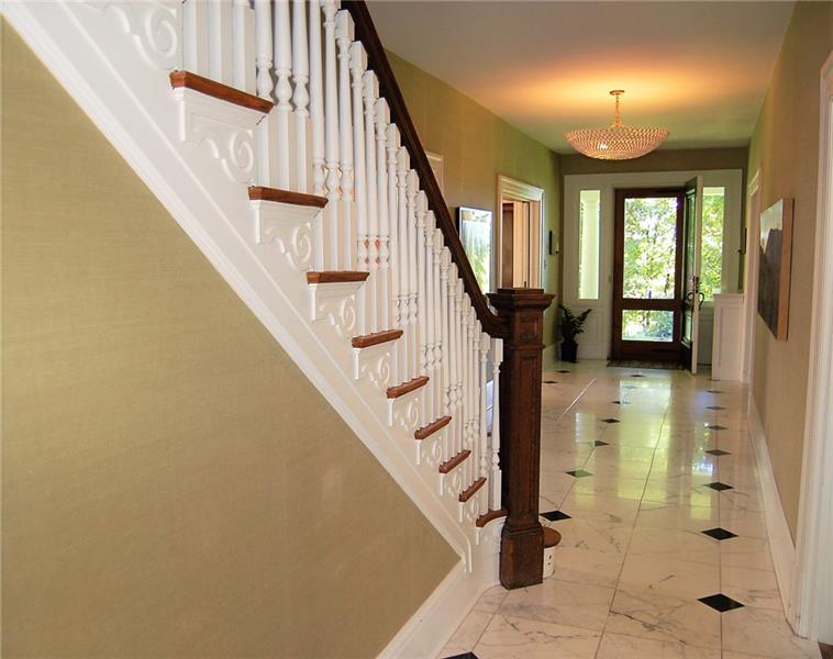 5507 Dunmoyle Street Pittsburgh, PA 15217 - Photo 2 of 25