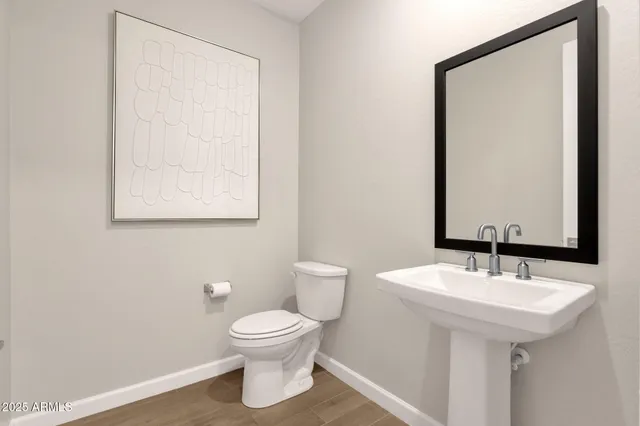 $3,200 | 5823 East Rose Garden Lane, Phoenix, AZ 85054