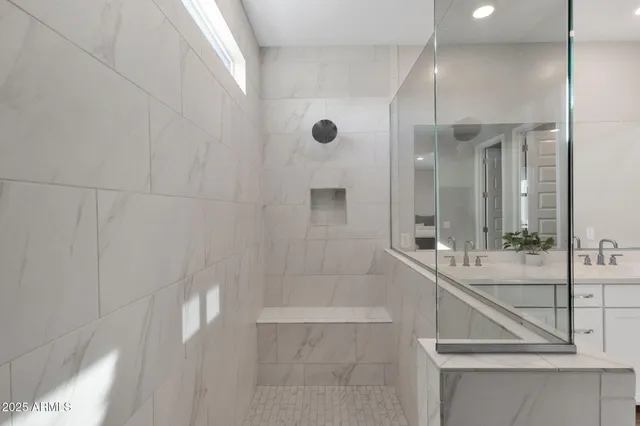 $3,200 | 5823 East Rose Garden Lane, Phoenix, AZ 85054