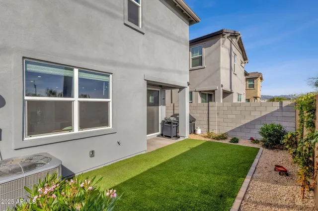 $3,200 | 5823 East Rose Garden Lane, Phoenix, AZ 85054