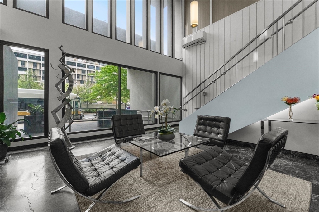 566 Commonwealth Avenue, Unit 703 Boston, MA 02215 - Photo 15 of 17