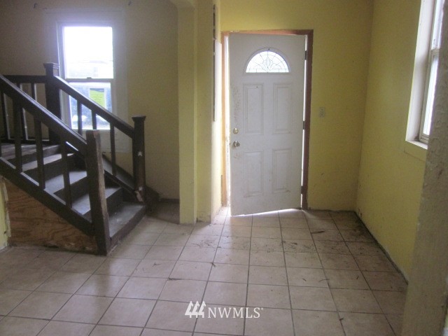 387 East Little Island Road Cathlamet, WA 98612 - Photo 3 of 19 Gallery Image 3