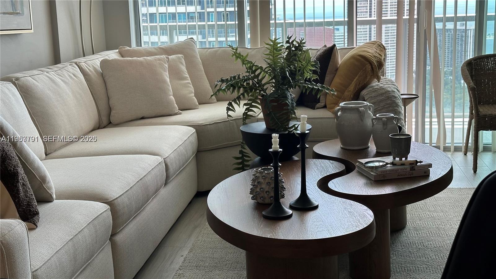 79 Southwest 12th Street, Unit 3603S Miami, FL 33130 - Photo 27 of 35