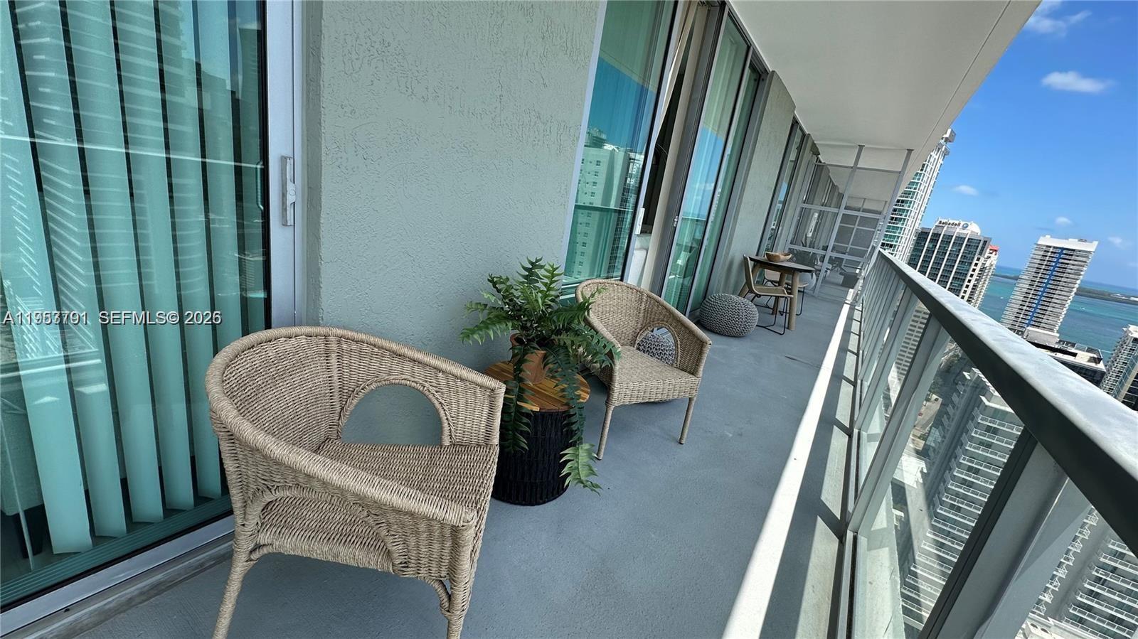 79 Southwest 12th Street, Unit 3603S Miami, FL 33130 - Photo 31 of 35