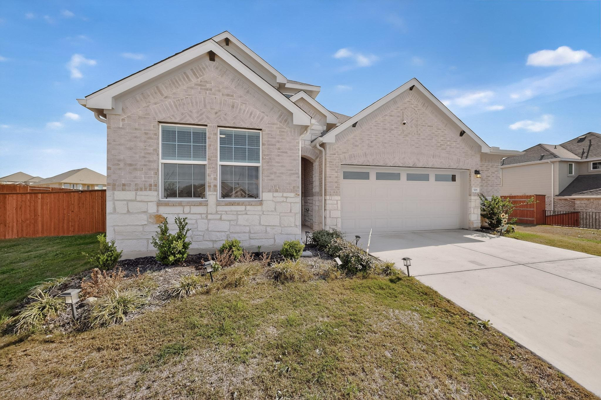 508 Elkherd Cove Georgetown, TX 78628 - Photo 2 of 40