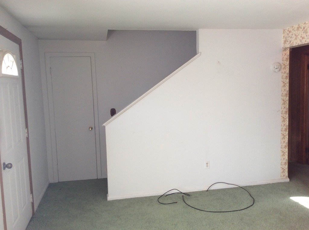 32 Harding Street Chicopee, MA 01013 - Photo 6 of 19 Gallery Image 6