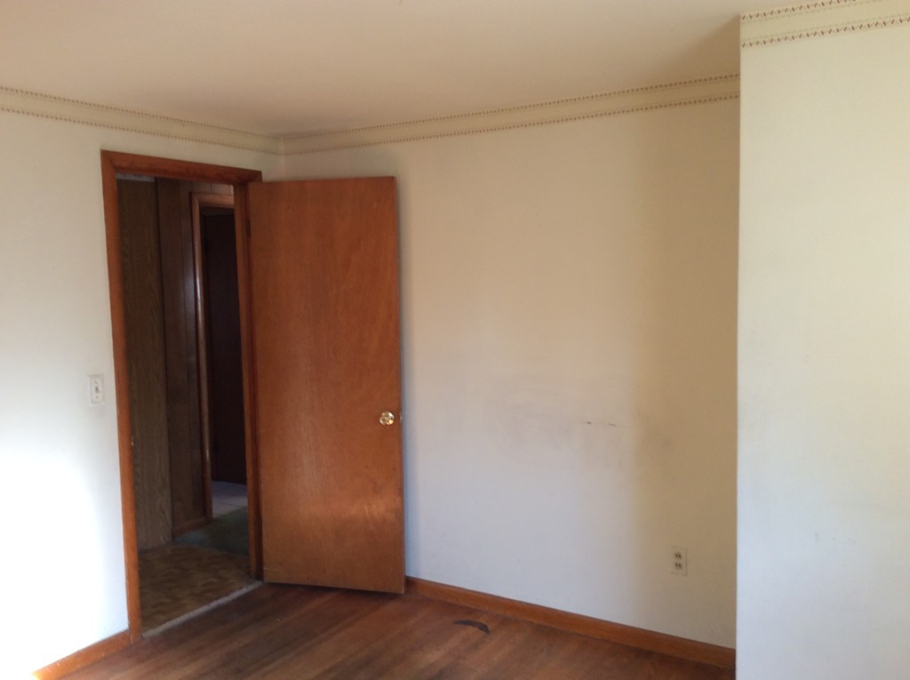 32 Harding Street Chicopee, MA 01013 - Photo 10 of 19 Gallery Image 10