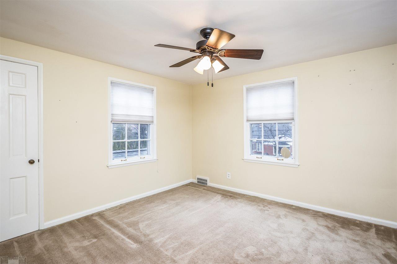 1630 Oxford Road Grosse Pointe Woods, MI 48236 - Photo 29 of 50