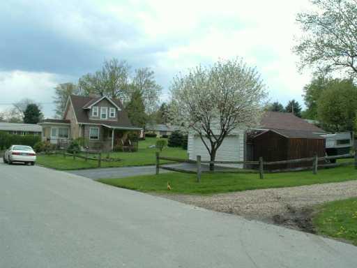 390 Tuscarawas Road Beaver, PA 15009 - Photo 2 of 8 Yard/Garden.