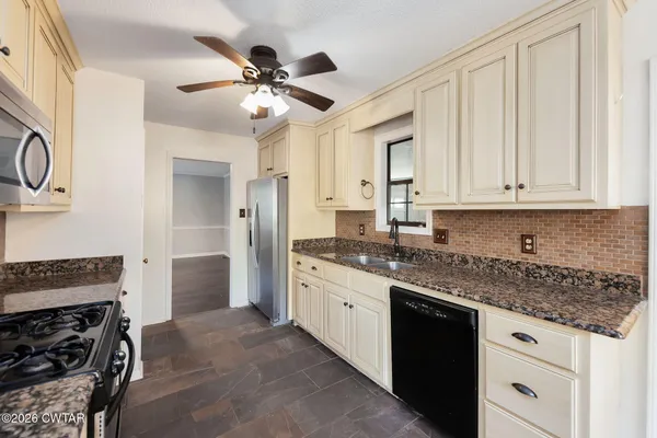 $335,000 | 11 Windy Hill Cove, Jackson, TN 38305