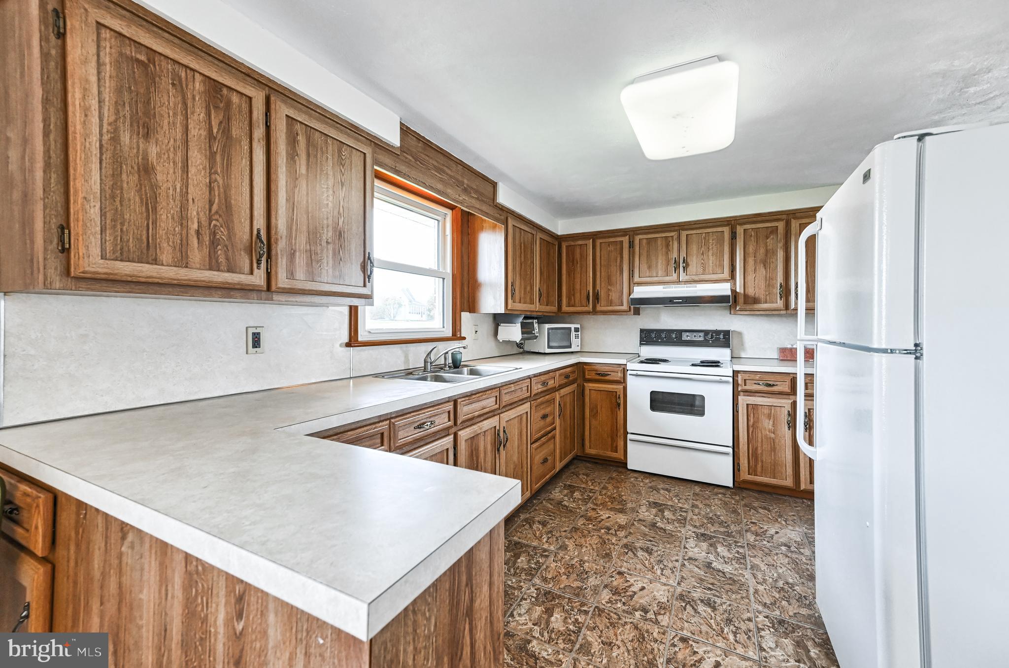 1045 Perry Road Red Lion, PA 17356 - Photo 12 of 38 Gallery Image 12