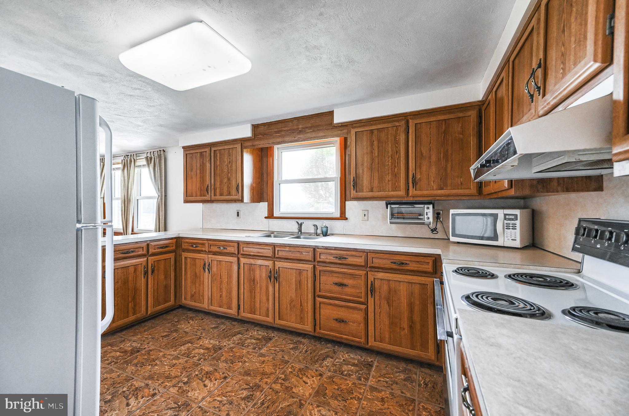 1045 Perry Road Red Lion, PA 17356 - Photo 14 of 38 Gallery Image 14