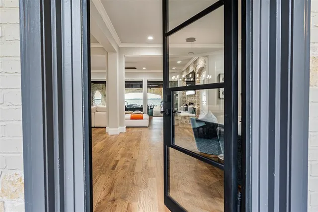 $3,695,000 | 130 Diamond Point Drive, Mabank, TX 75156