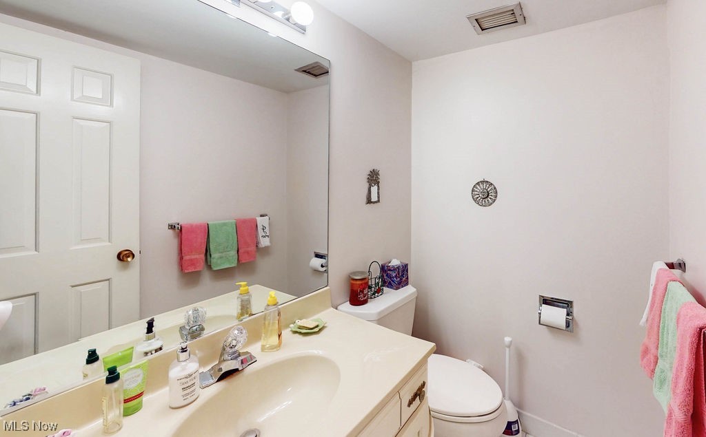 2385 Covington Road, Unit 102 Akron, OH 44313 - Photo 21 of 28