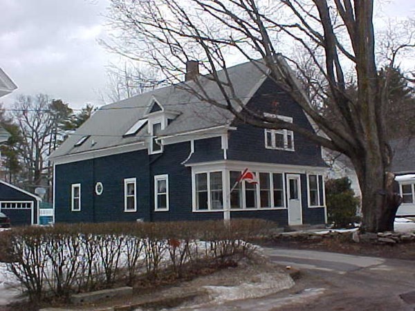 12 Maple Street Townsend, MA 01469 - Photo 1 of 21 Gallery Image 1