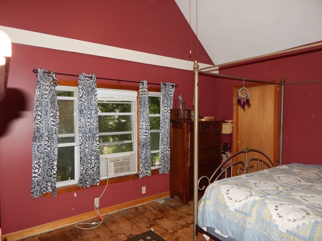 12 Maple Street Townsend, MA 01469 - Photo 8 of 21 Gallery Image 8