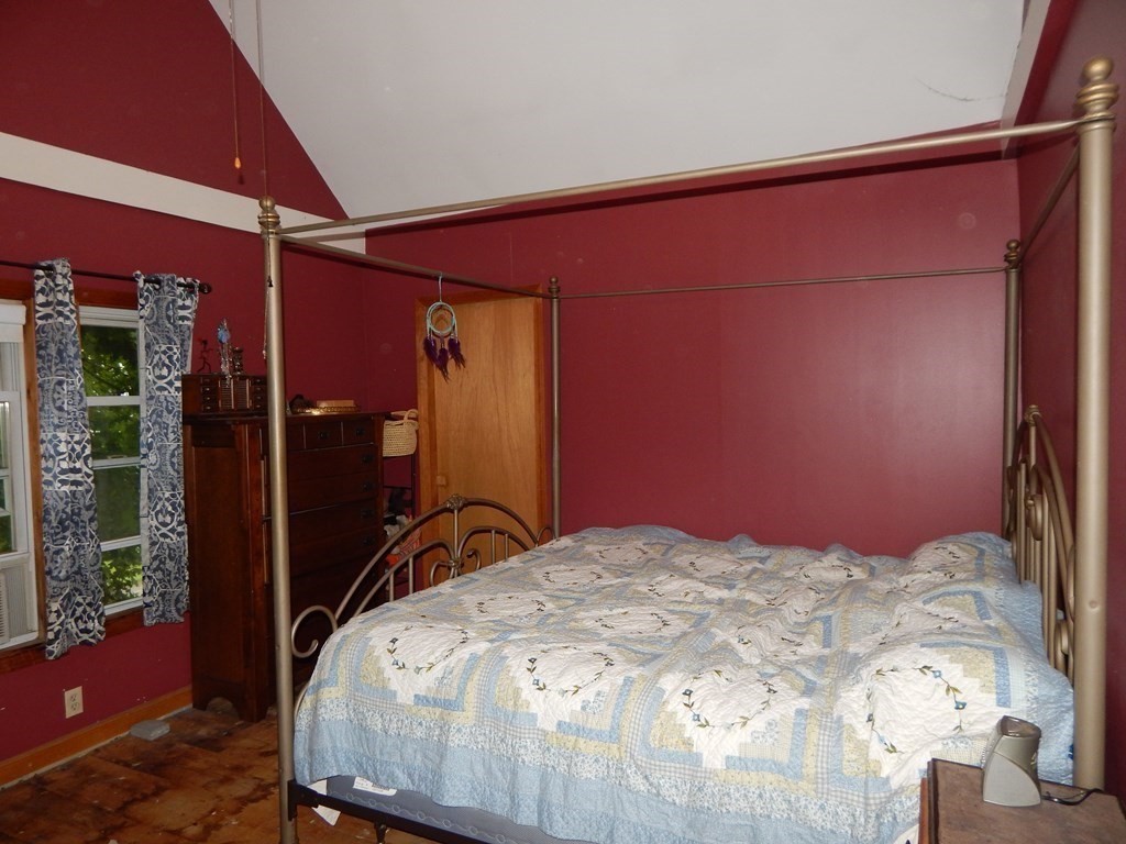 12 Maple Street Townsend, MA 01469 - Photo 9 of 21 Gallery Image 9