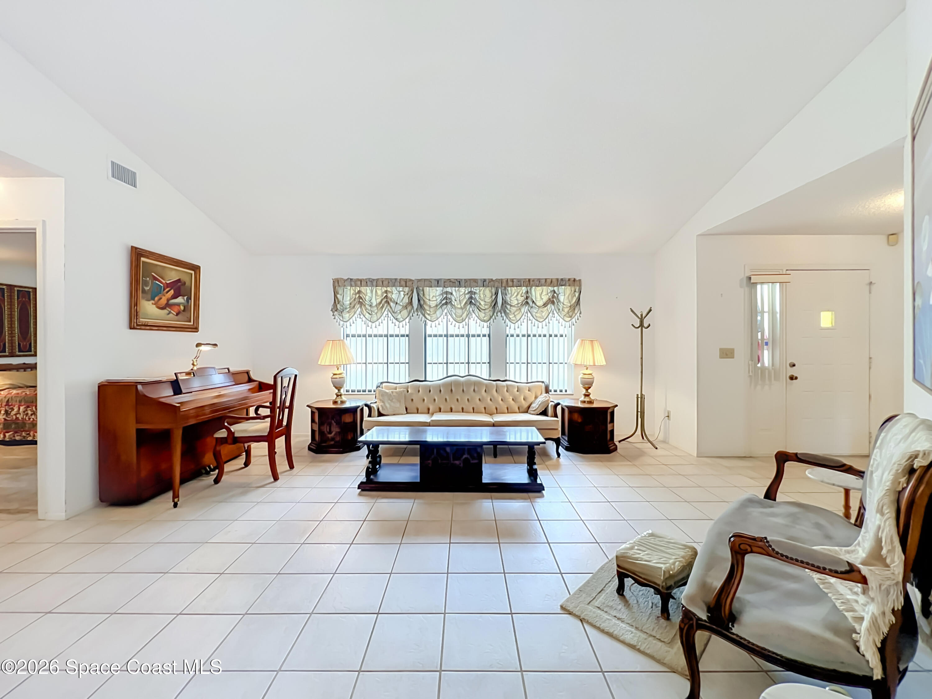 132 Oak Lake Road Melbourne, FL 32901 - Photo 5 of 24 132 Oak Lake Road-LR2