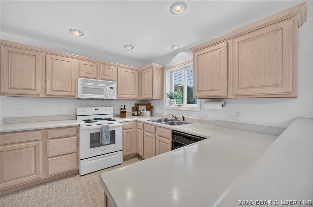 546 West Kays Point Road Four Seasons, MO 65049 - Photo 13 of 69 Gallery Image 13