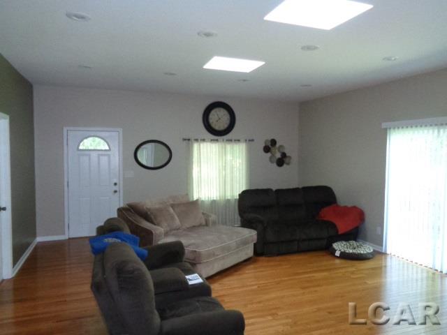 2548 Airport Road Adrian, MI 49221 - Photo 7 of 20