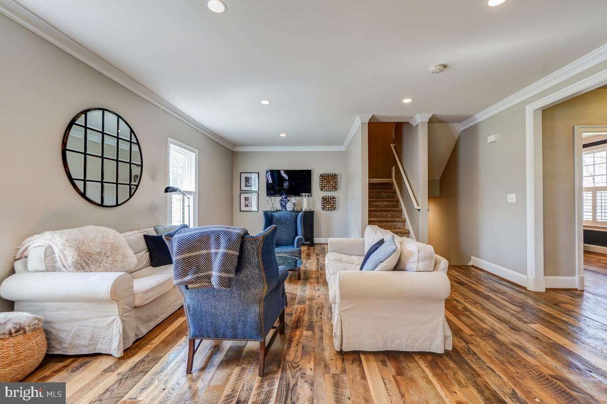 12334 Bristow Road Bristow, VA 20136 - Photo 11 of 47 Family Room