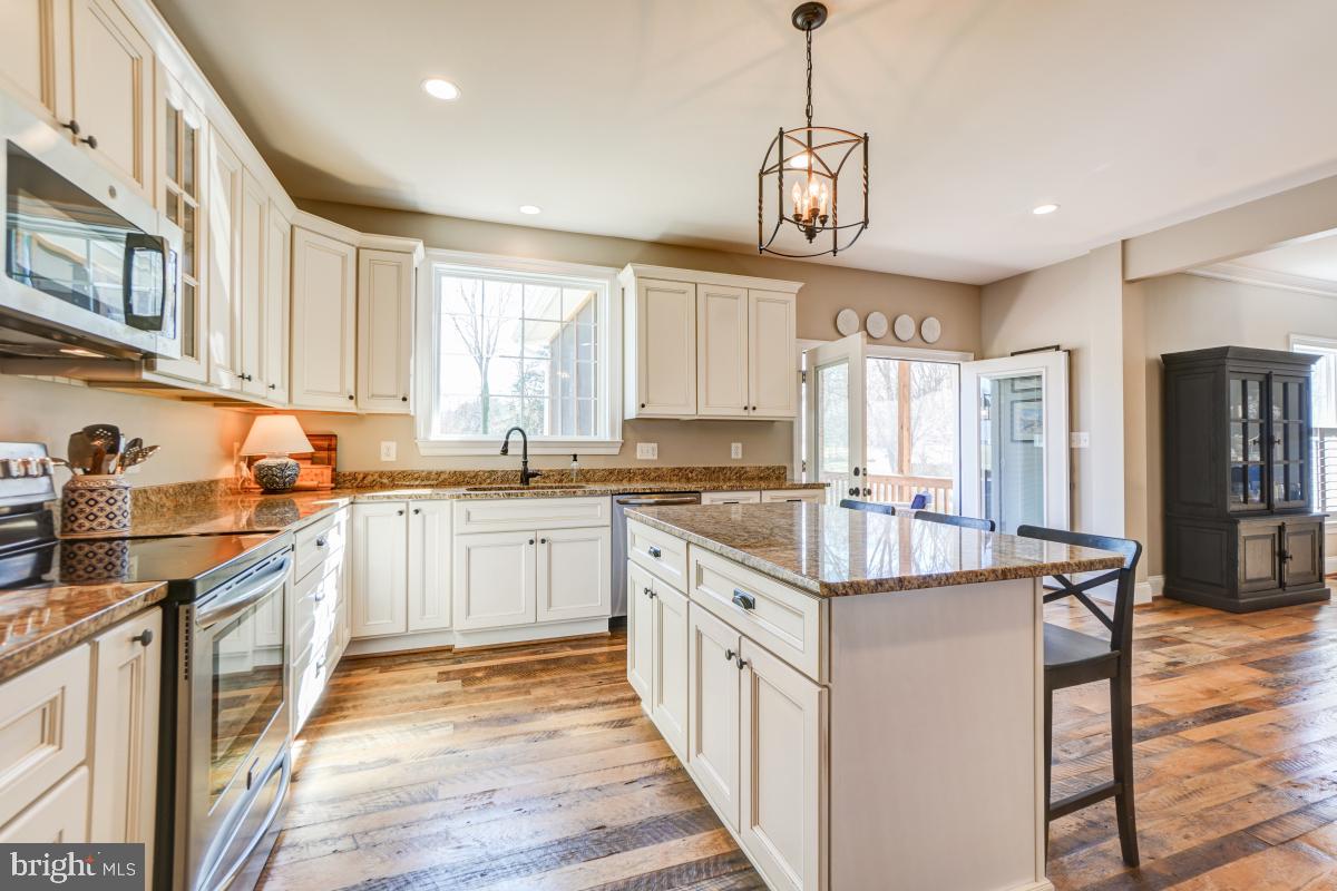 12334 Bristow Road Bristow, VA 20136 - Photo 16 of 47 Kitchen