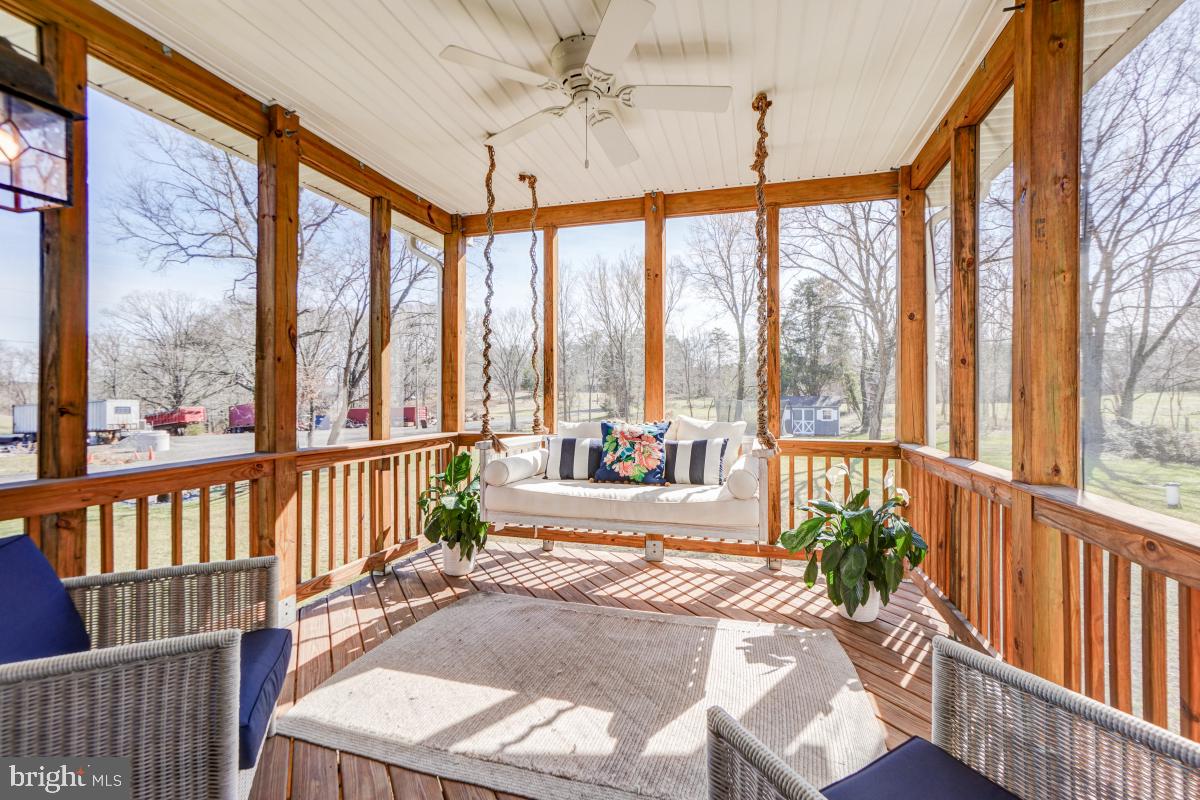 12334 Bristow Road Bristow, VA 20136 - Photo 22 of 47 Screen Porch