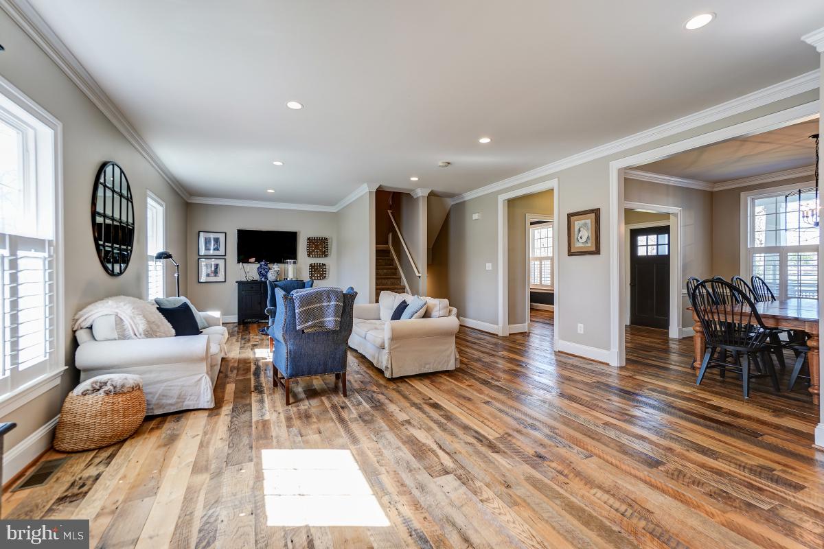 12334 Bristow Road Bristow, VA 20136 - Photo 9 of 47 Family Room