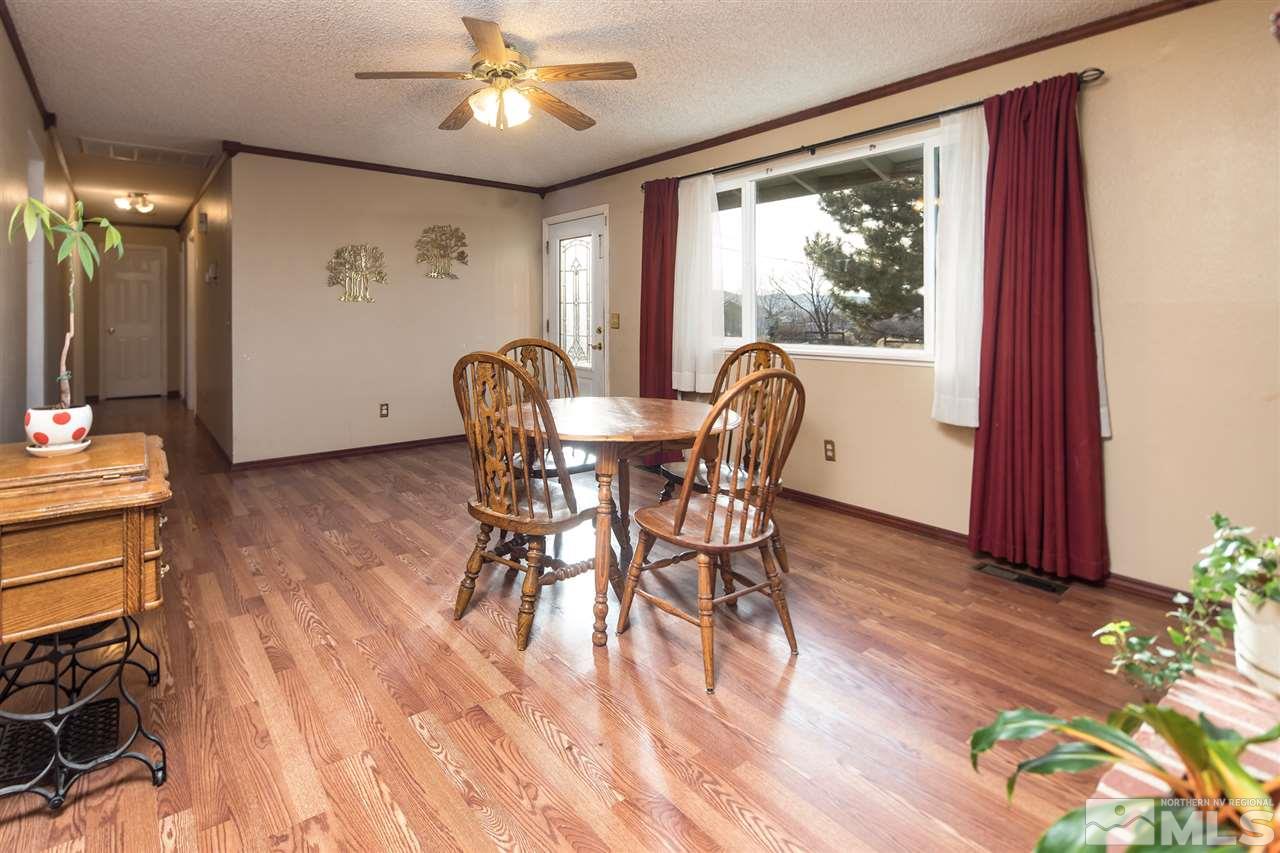 11645 Heartpine Street Reno, NV 89506 - Photo 4 of 23 Photo 4