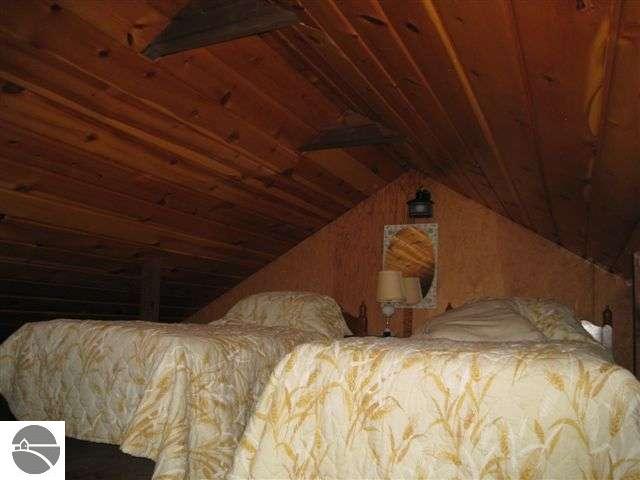 11244 Lakeview Road Northeast Kalkaska, MI 49646 - Photo 10 of 15 1715359-9.JPG